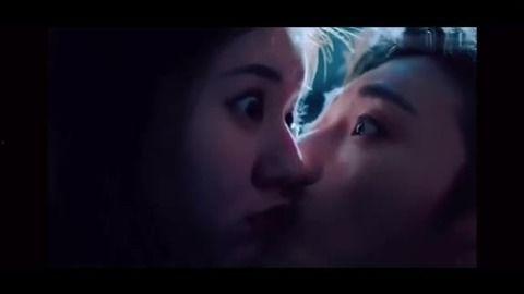 吻床戏视频,揭秘吻床戏背后的情感纠葛