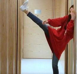 迪丽热巴劈叉视频,舞姿曼妙展现东方美